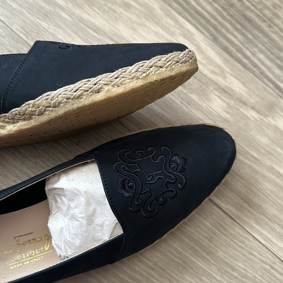 Salvatore ferragamo size 8.5 - Picture 6 of 7